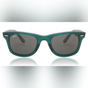 Ray Ban Original Wayfarer Colorblock Sunglasses, Green, In EUC
